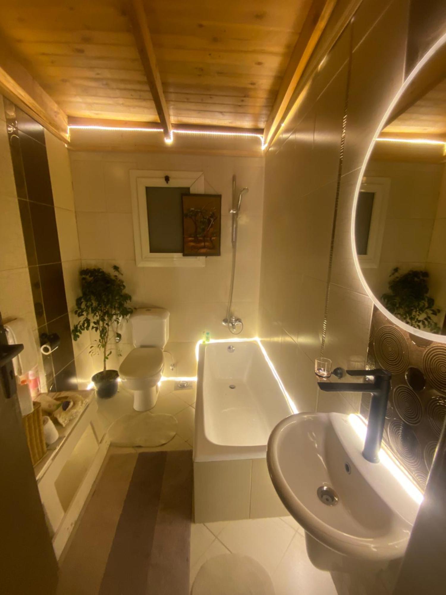 Airport Rooftop Club Luxurious Rooms And Studios Kairo Exterior foto